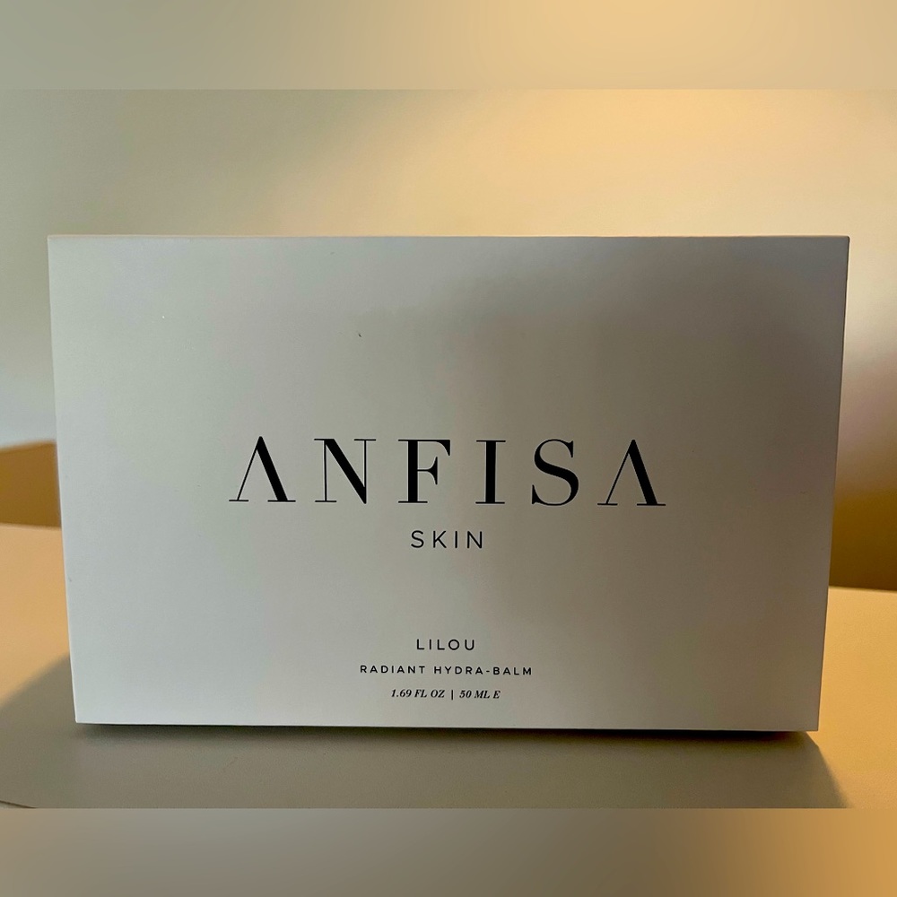 Anfisa Lilly Radiant Hydra-Balm